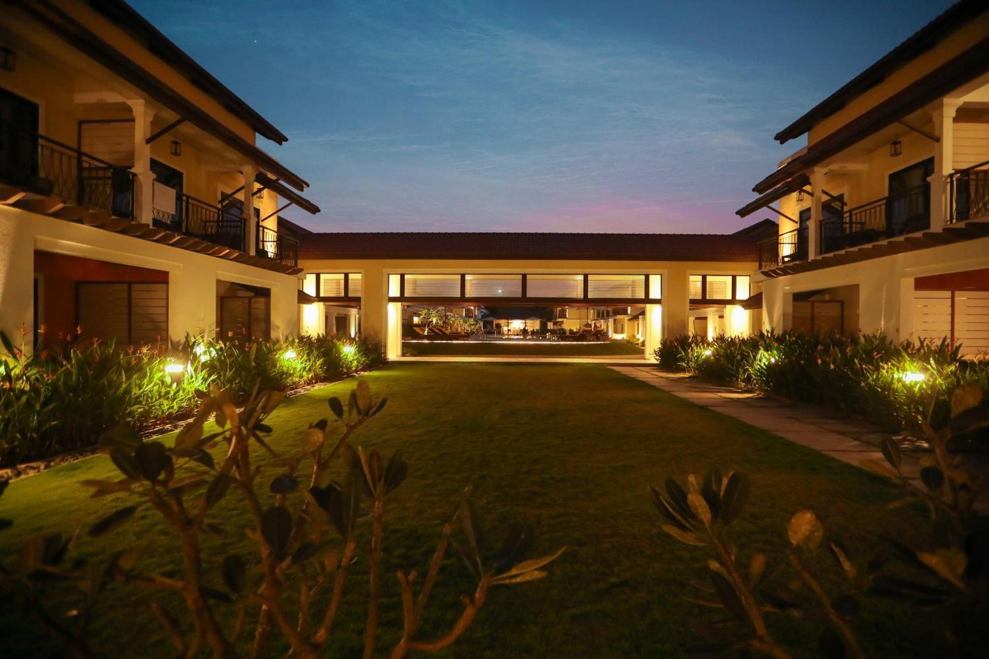 Готель Fairfield By Marriott Goa Бенаулім Екстер'єр фото
